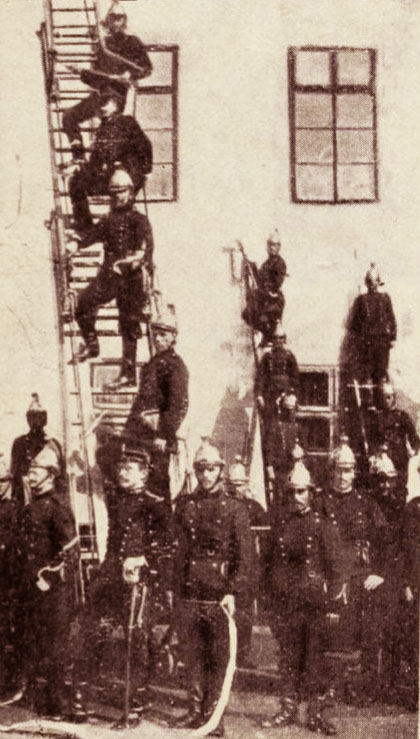 Pompieri, în 1906