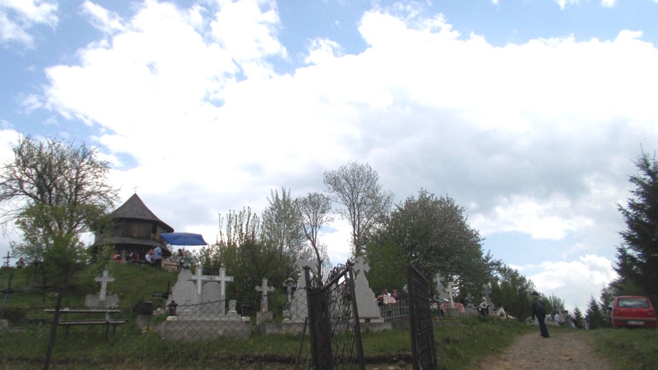 Fosta biserică hexagonală din Fundu Moldovei