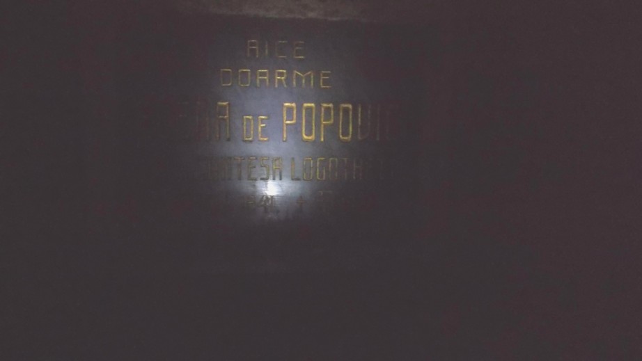 În cripta familiei boiereşti Popovici