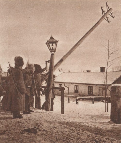 Le Miroir 9 mai 1915 Rusi distrugând comunicatiile în Câmpulung